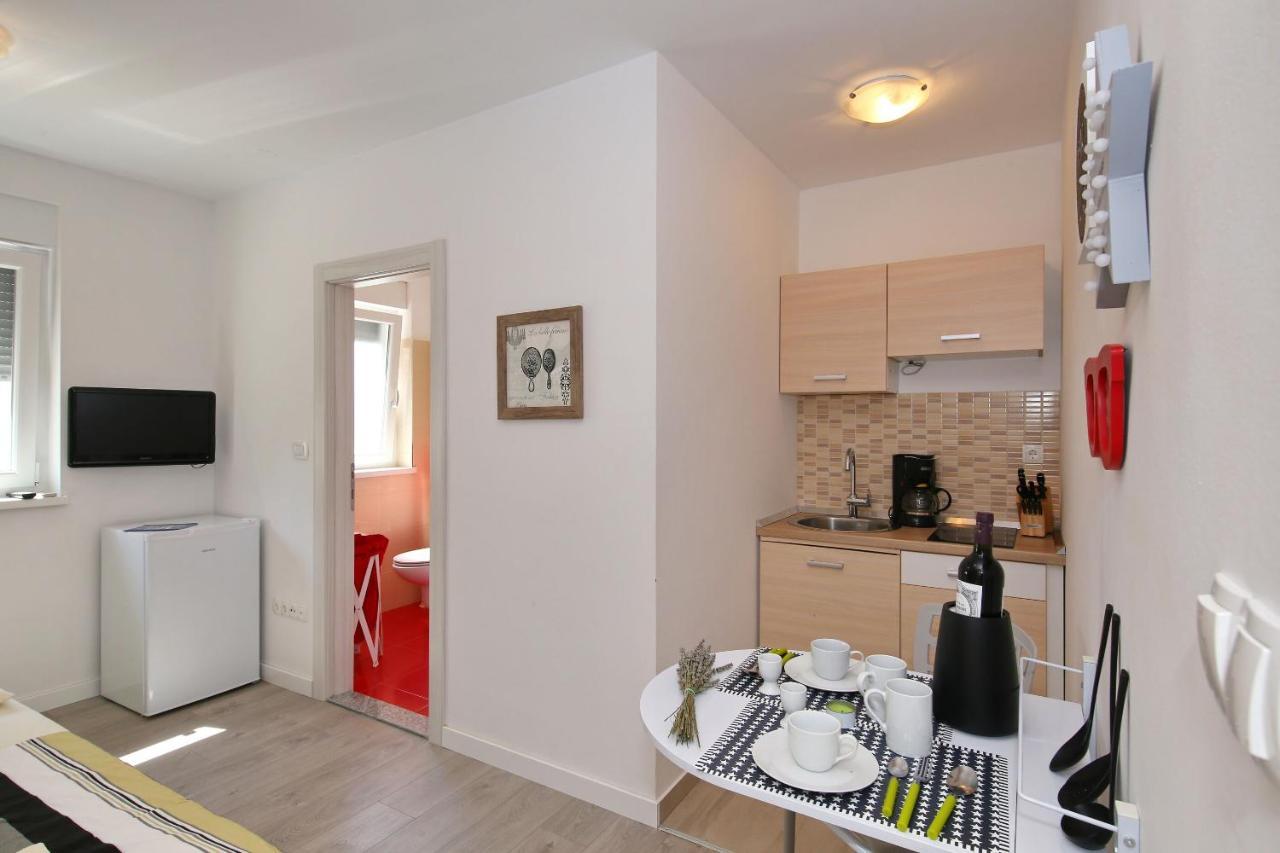 Apartment Kokolo Drage Esterno foto