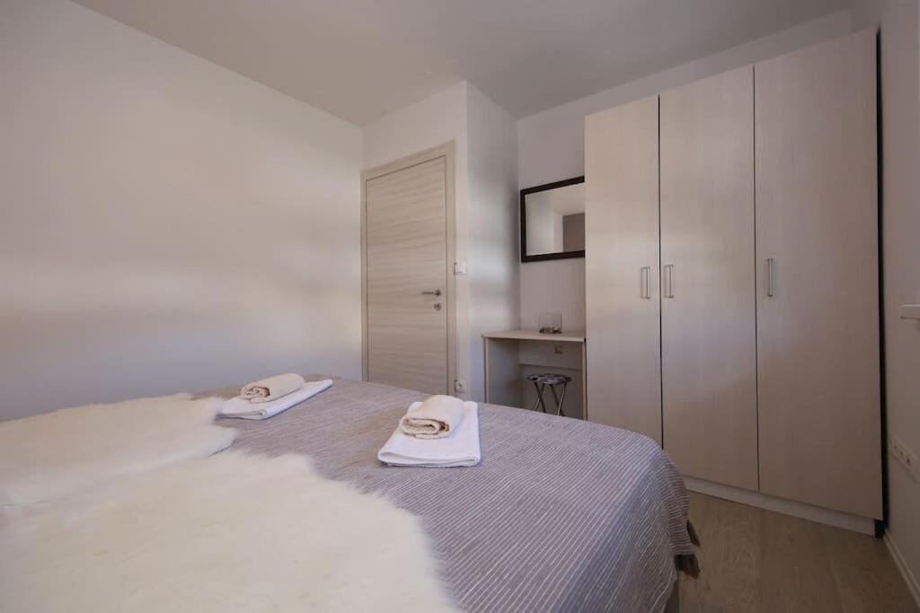 Apartment Kokolo Drage Esterno foto