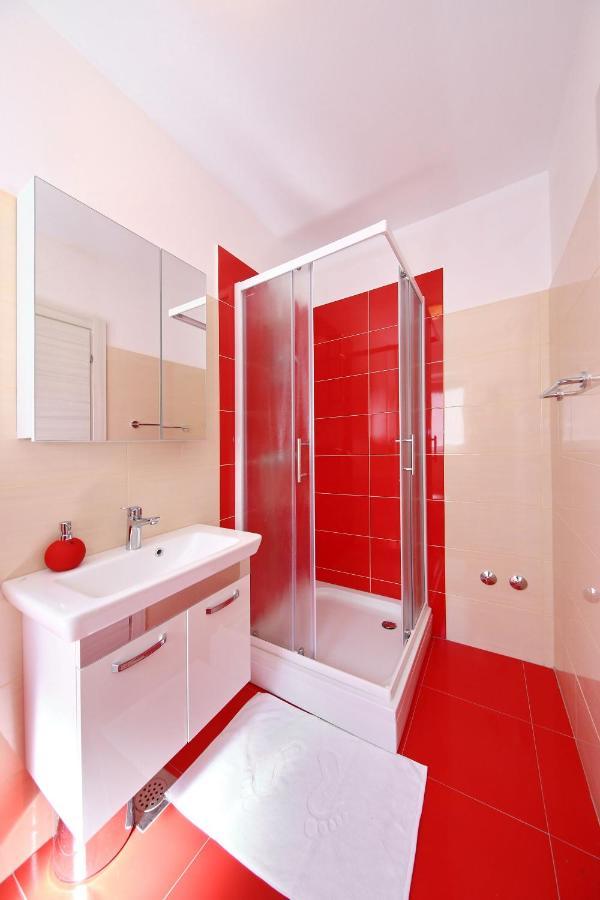 Apartment Kokolo Drage Esterno foto